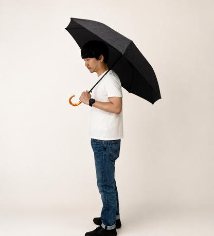 晴れの日も雨の日も、装いを引き立てる大人の一本　men's
