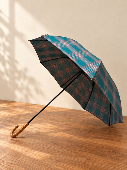 雨の日も晴れの日も　お出かけが楽しくなる特別な一本　