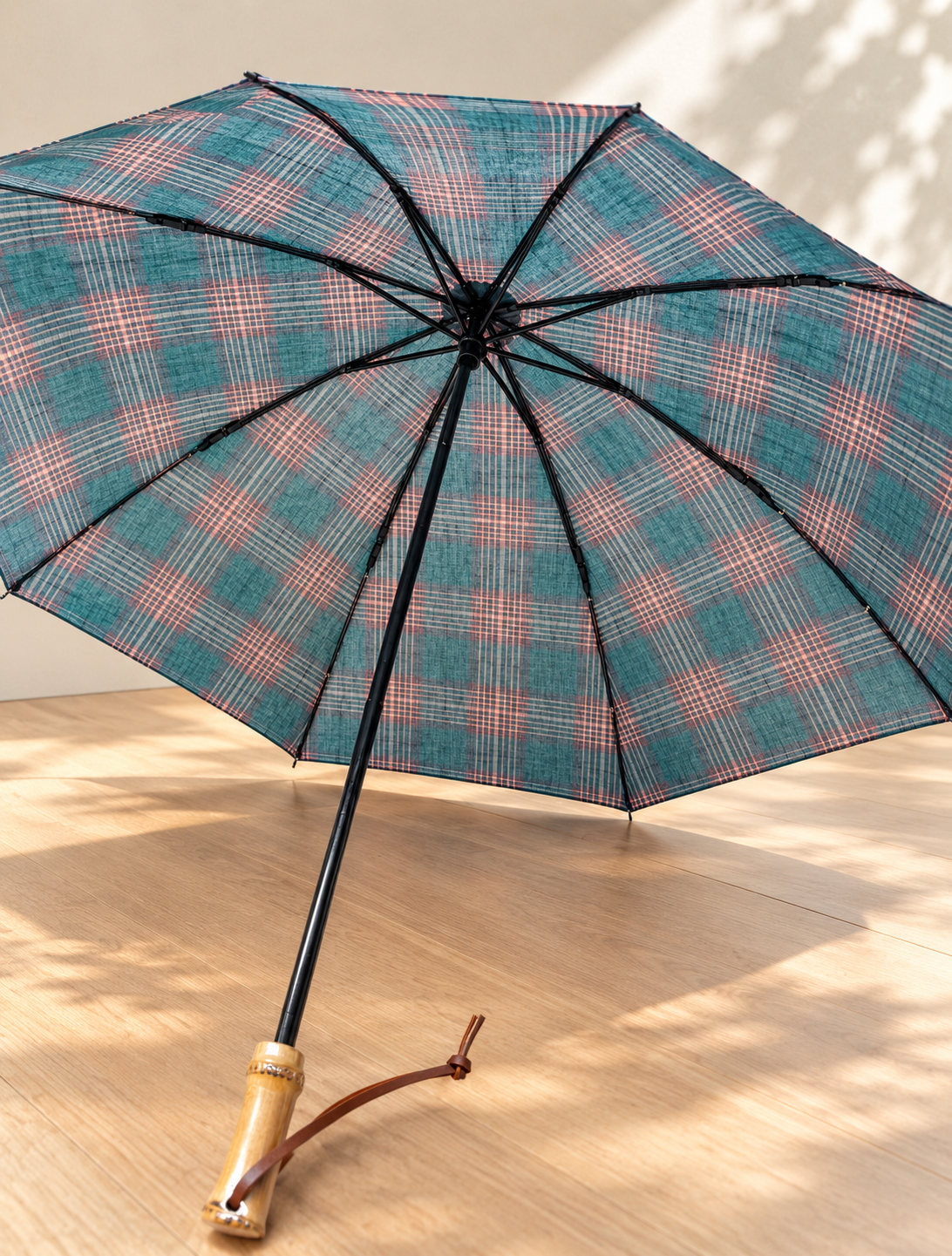 雨の日も晴れの日も　お出かけが楽しくなる特別な一本　