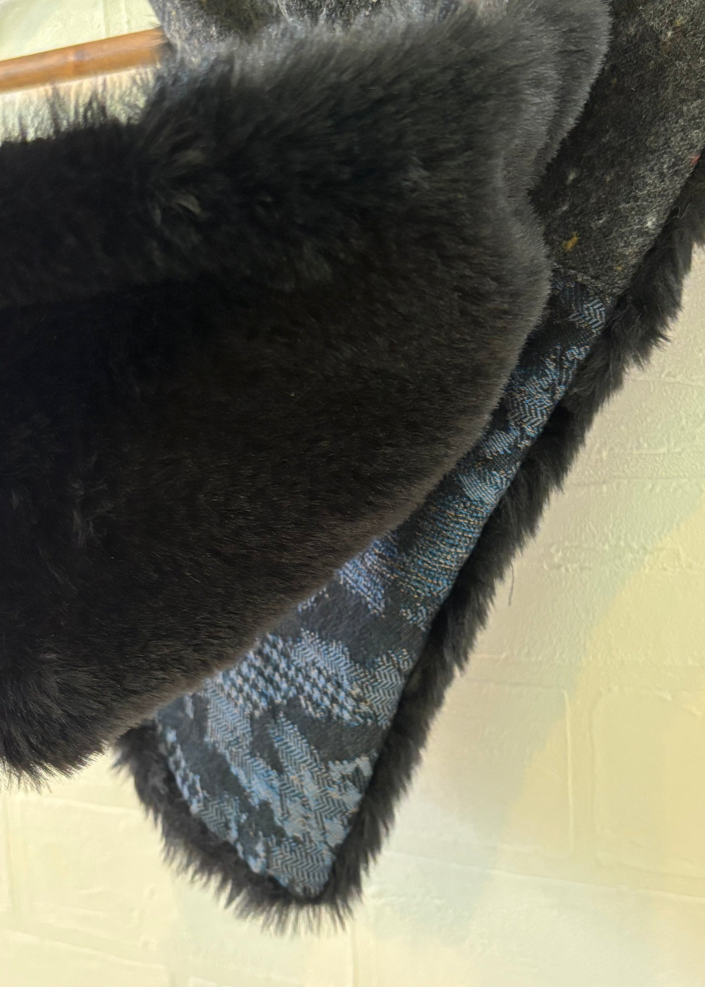 播州織✖️フェイクラビット⭐️1点ものマフラー⭐️クリスマスプレゼント⭐️通すだけで上品。冬の首元に大人の余裕を