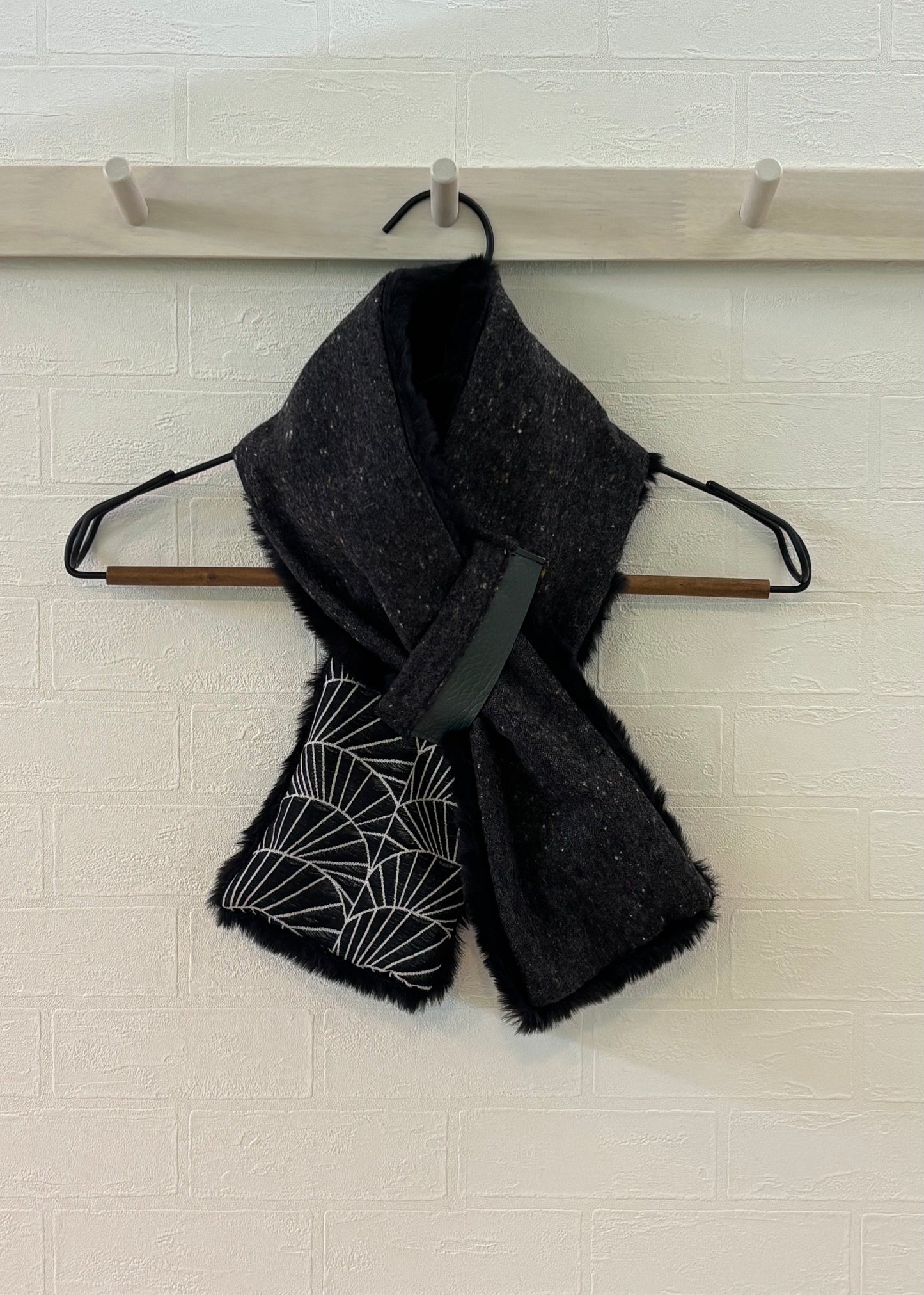 播州織✖️フェイクラビット⭐️1点ものマフラー⭐️クリスマスプレゼント⭐️通すだけで上品。冬の首元に大人の余裕を